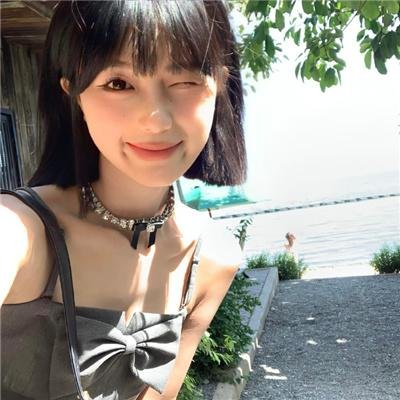 靓妹有难 在线观看封面