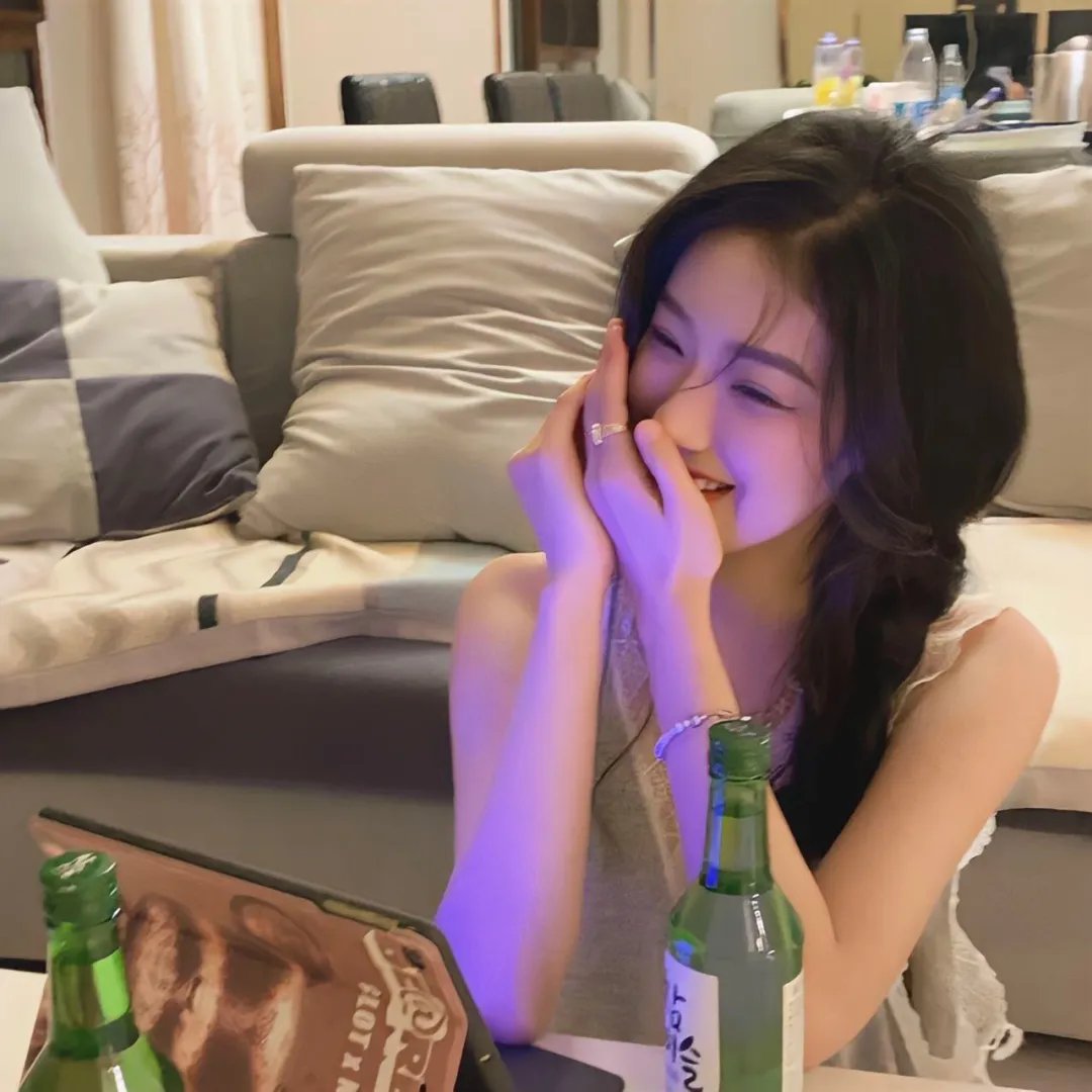 热与尘 在线观看封面